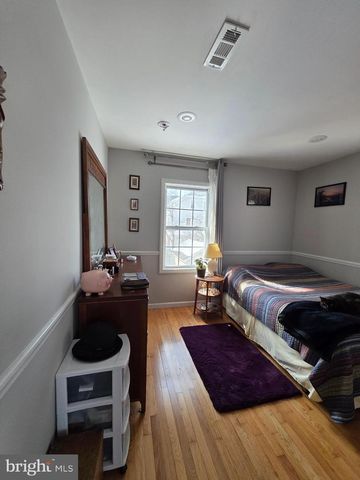 25 COLUMBIA AVE, Trenton, NJ 08618