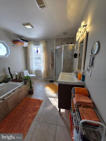 25 COLUMBIA AVE, Trenton, NJ 08618