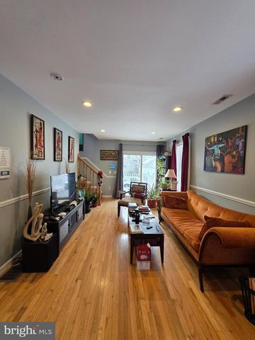 25 COLUMBIA AVE, Trenton, NJ 08618