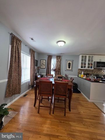 25 COLUMBIA AVE, Trenton, NJ 08618