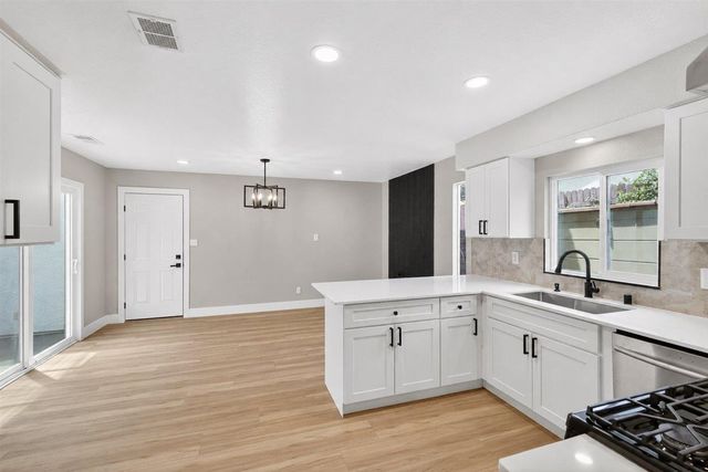 2235 S Whitney Blvd, Rocklin, CA 95677
