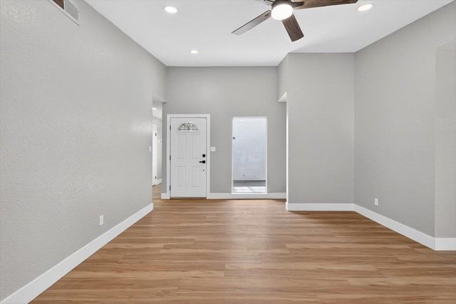2235 S Whitney Blvd, Rocklin, CA 95677