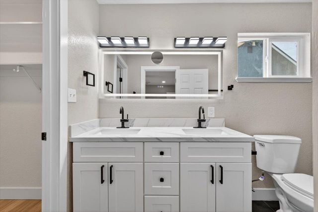 2235 S Whitney Blvd, Rocklin, CA 95677