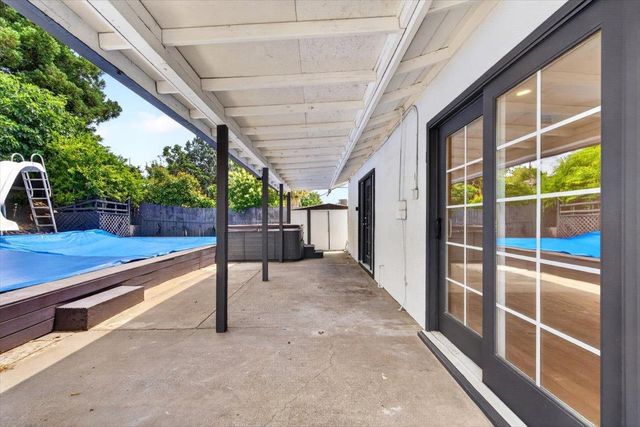 2235 S Whitney Blvd, Rocklin, CA 95677
