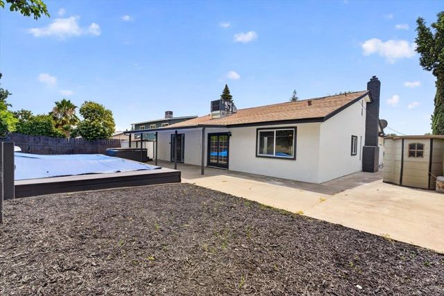 2235 S Whitney Blvd, Rocklin, CA 95677