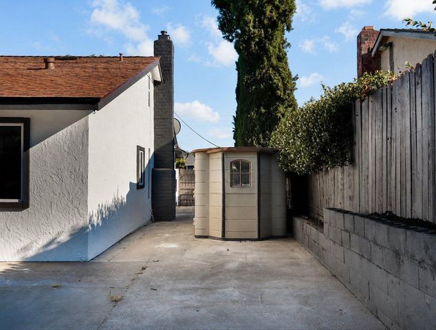 2235 S Whitney Blvd, Rocklin, CA 95677