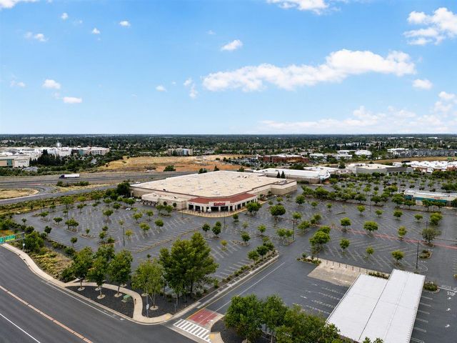 2235 S Whitney Blvd, Rocklin, CA 95677