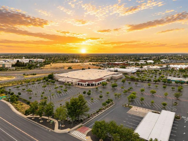 2235 S Whitney Blvd, Rocklin, CA 95677