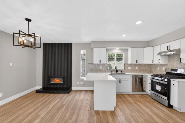 2235 S Whitney Blvd, Rocklin, CA 95677