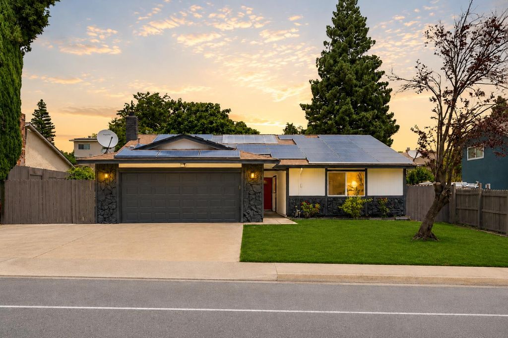 2235 S Whitney Blvd, Rocklin, CA 95677