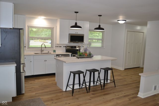 6441 S Arlington Avenue, Indianapolis, IN 46237