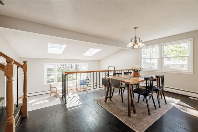 8 Flagstaff Drive, Irondequoit, NY 14622