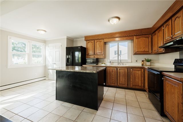 8 Flagstaff Drive, Irondequoit, NY 14622