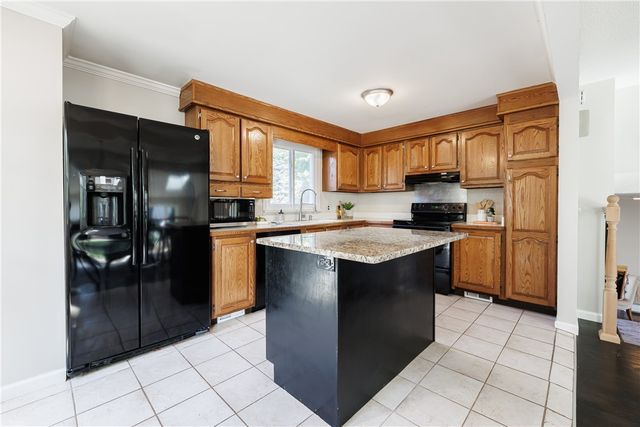 8 Flagstaff Drive, Irondequoit, NY 14622