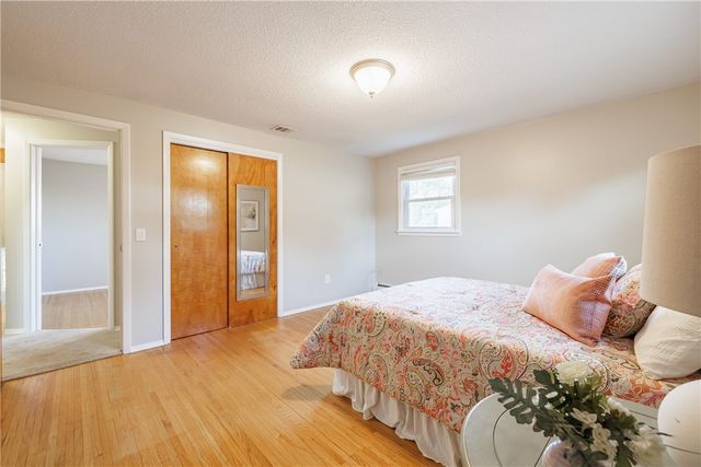 8 Flagstaff Drive, Irondequoit, NY 14622