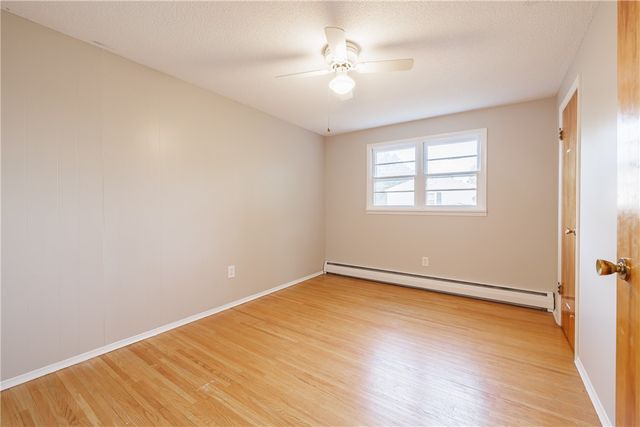 8 Flagstaff Drive, Irondequoit, NY 14622