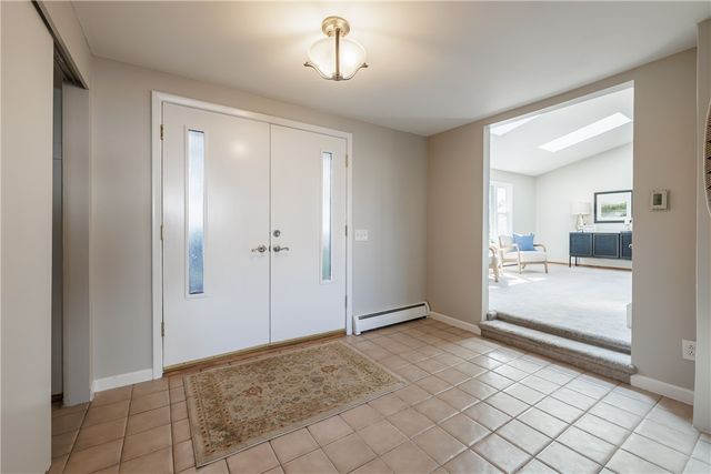 8 Flagstaff Drive, Irondequoit, NY 14622