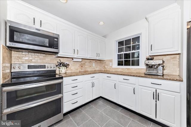28513 WOODVIEW DR, Damascus, MD 20872