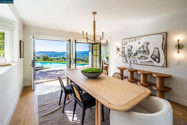 33 Deer Trail, Lafayette, CA 94549