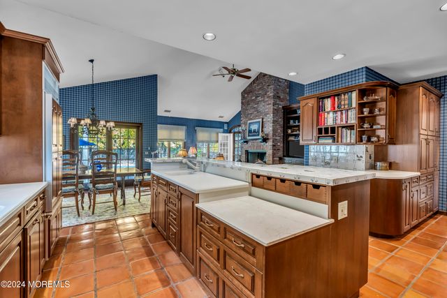 34 Bruns Road, West Allenhurst, NJ 07711