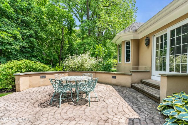 34 Bruns Road, West Allenhurst, NJ 07711