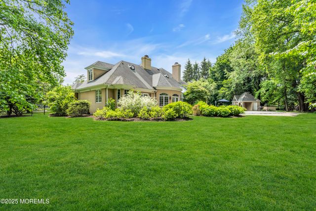 34 Bruns Road, West Allenhurst, NJ 07711