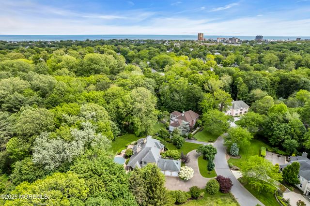 34 Bruns Road, West Allenhurst, NJ 07711