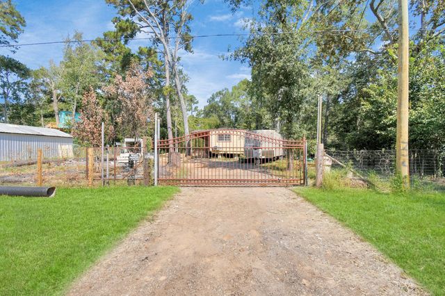 340 Hensley Road, Shepherd, TX 77371