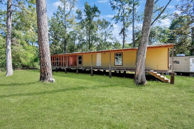 340 Hensley Road, Shepherd, TX 77371