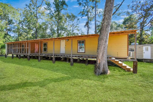 340 Hensley Road, Shepherd, TX 77371