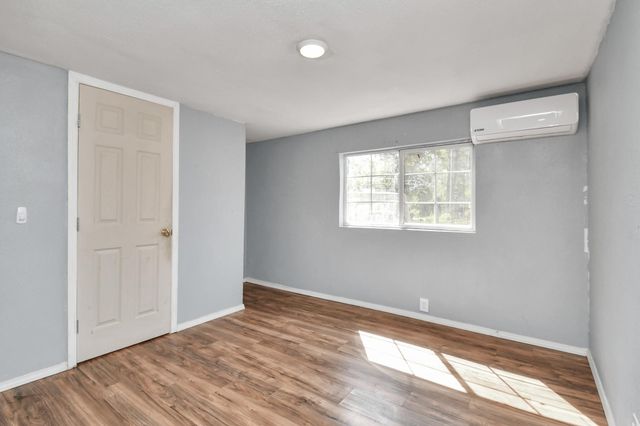 340 Hensley Road, Shepherd, TX 77371
