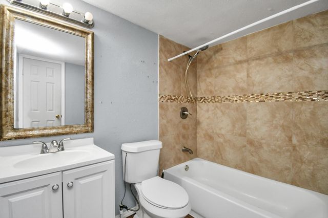 340 Hensley Road, Shepherd, TX 77371