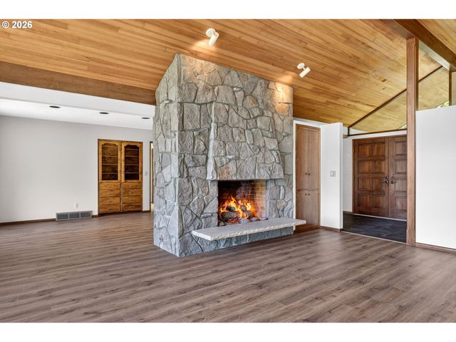 3500 Sw 44TH Ave, Portland, OR 97221