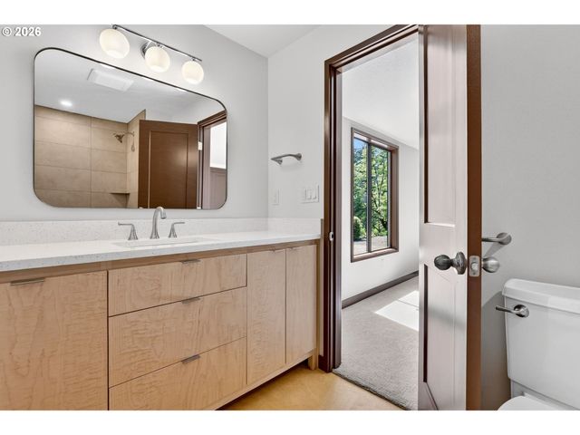 3500 Sw 44TH Ave, Portland, OR 97221