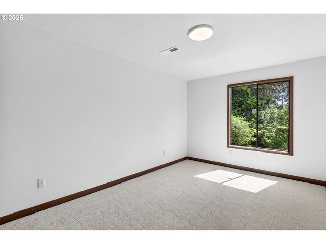 3500 Sw 44TH Ave, Portland, OR 97221