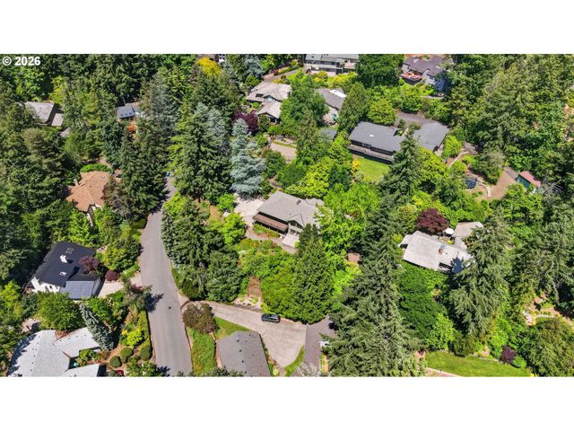 3500 Sw 44TH Ave, Portland, OR 97221