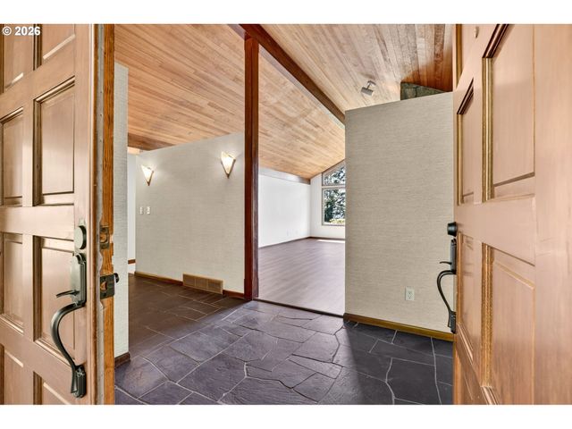 3500 Sw 44TH Ave, Portland, OR 97221