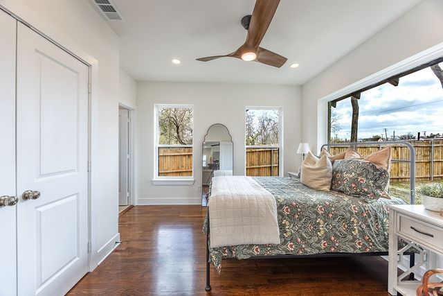 624 N Vernon Avenue, Dallas, TX 75208