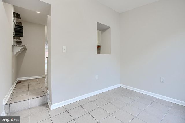 1127 SARGEANT ST, Baltimore, MD 21223