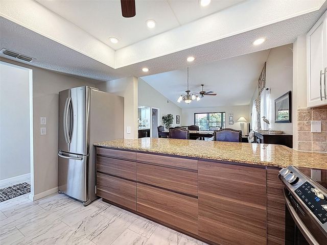 9981 EAGLES POINT CIRCLE 4, Port Richey, FL 34668