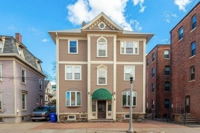 34 Channing St 2, Newton, MA 02458
