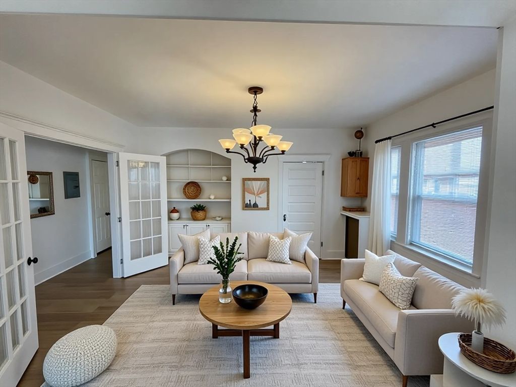 34 Channing St 2, Newton, MA 02458