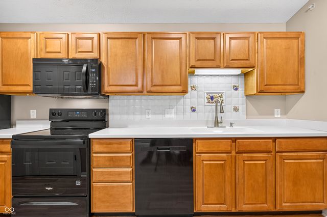 6509 Emerald Hill Court 310, Indianapolis, IN 46237