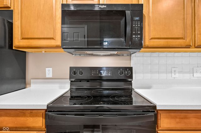 6509 Emerald Hill Court 310, Indianapolis, IN 46237
