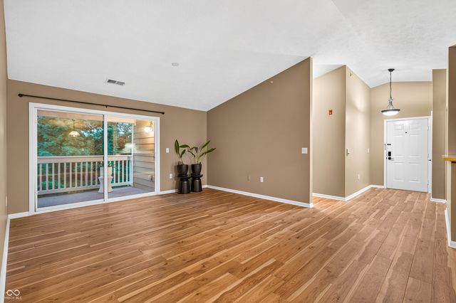 6509 Emerald Hill Court 310, Indianapolis, IN 46237