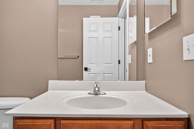 6509 Emerald Hill Court 310, Indianapolis, IN 46237