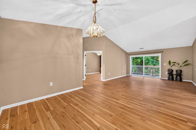 6509 Emerald Hill Court 310, Indianapolis, IN 46237