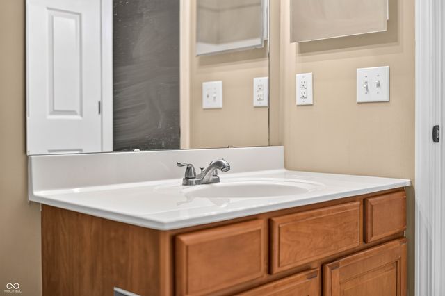 6509 Emerald Hill Court 310, Indianapolis, IN 46237