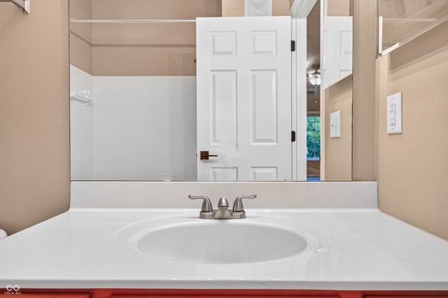 6509 Emerald Hill Court 310, Indianapolis, IN 46237