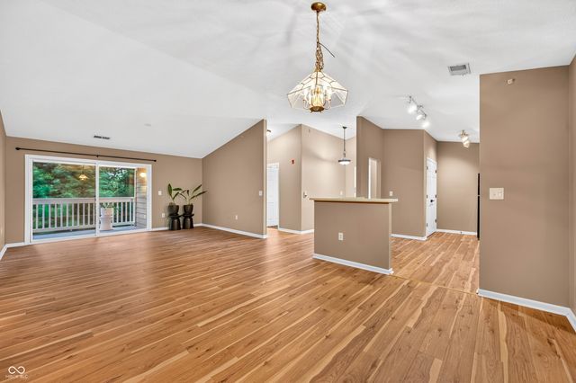 6509 Emerald Hill Court 310, Indianapolis, IN 46237